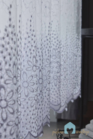 Gotowa firana tiulowa z motywem kwiatowym - 200x250 cm