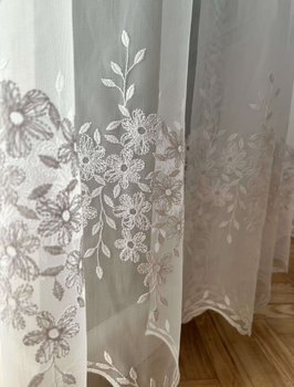 Markizeta z jednym szlakiem kwiatów