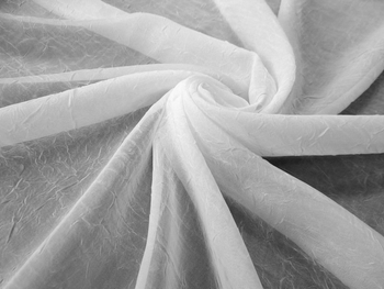 Woal biały kreszowany na metry 