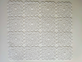 Serwetka biała gipiurą - 30x30 cm 