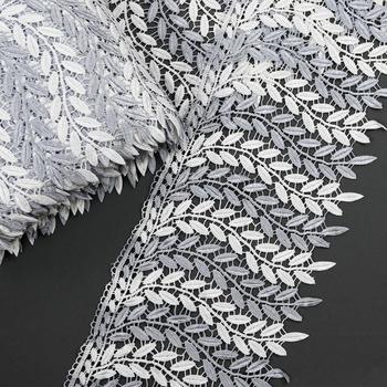 Dwukolorowa gipiura w listki szerokość 30 cm